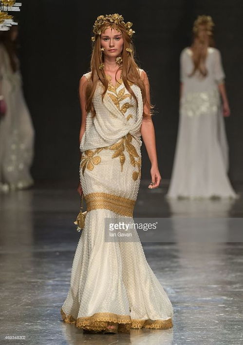 動漫中古希臘風(fēng)格的典雅服飾搭配參考